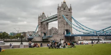 how to Apply For UK Jobs From Nigeria